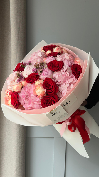 Princess Suki, Şakayık, Ortanca & Freedom – Prestige Bloom