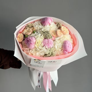 Şakayık, Saray Gülleri ve Ortanca – Soft Poem — hazırlanan buket fotoğrafı 1