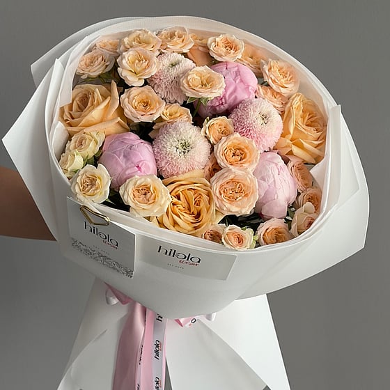 Pastel Zarafet – Şakayık ve Çardak Gülü Buketi